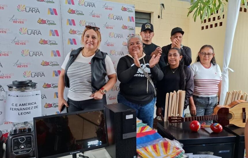 Dotan de insumos a escuelas de los nueve municipios de Lara