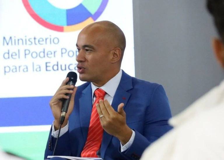 Vicepresidente Sectorial Héctor Rodríguez anunció reparaciones escolares en los 21 municipios de Miranda
