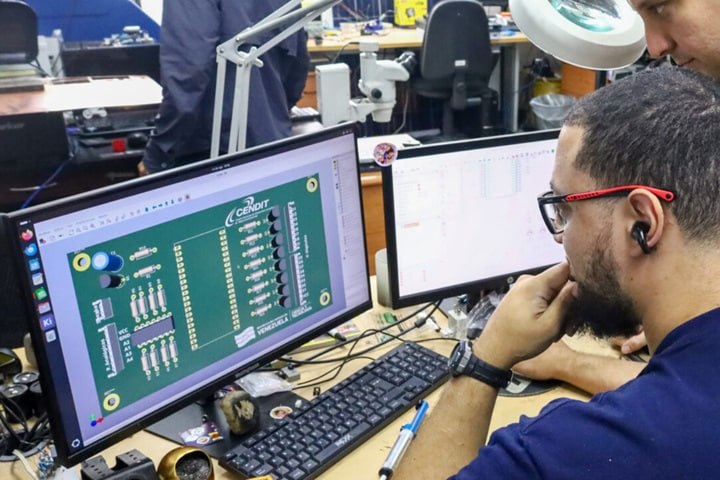 Técnicos venezolanos desarrollan primer dispositivo nacional para medir la radiación
