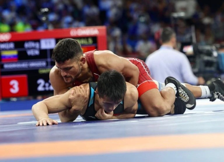 Raiber Rodríguez conquistó medalla de bronce en la lucha grecorromana de los CAC 2026