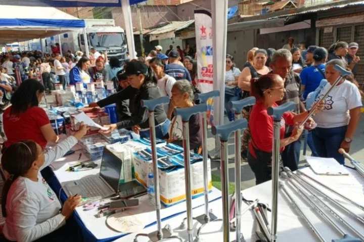 Operativo Caracas Sonríe inicia nueva fase para atender a habitantes de las 22 parroquias