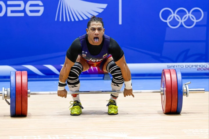 Pesas alzó 22 doradas en Campeonato Suramericano de Ecuador