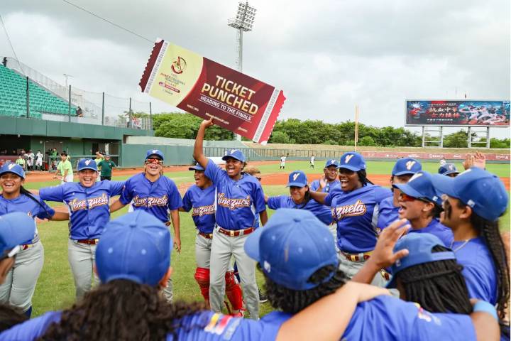 Selección femenina asegura su pase a la Copa Mundial de Béisbol