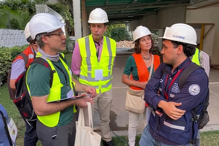 Técnicos internacionales evalúan edificaciones en Caracas y La Guaira