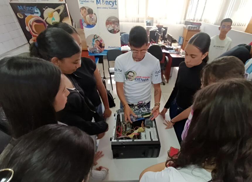 Plan Vacaciones Científicas y Tecnológicas 2026 impulsa formación digital en Trujillo