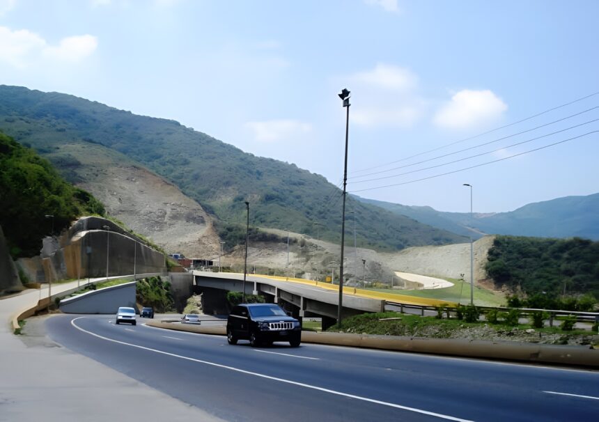 MPPT anuncia cierre parcial del canal rápido en la autopista Caracas – La Guaira por mantenimiento