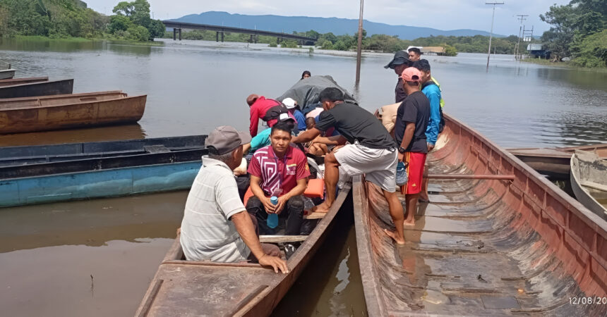 Fortalecen rutas de navegación en el estado Bolívar para la atención integral de comunidades indígenas