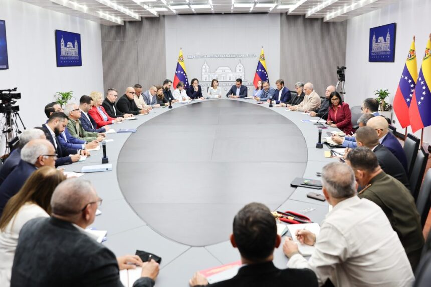 Presidenta Delcy Rodríguez lideró en el Palacio de Miraflores un encuentro con el Consejo de Ministros
