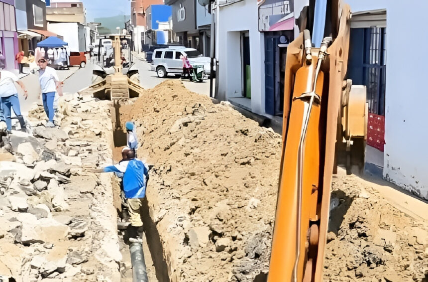 Avanza plan de sustitución de tuberías de aguas servidas en Guacara