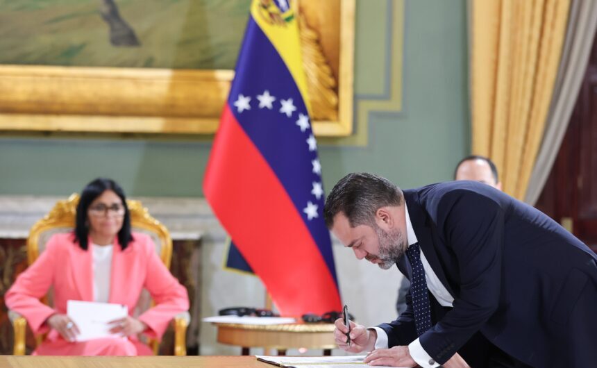 Venezuela consolida alianzas estratégicas para la exportación de gas natural