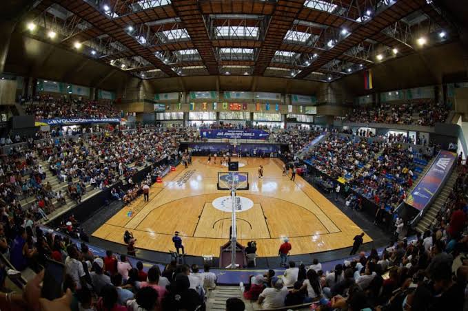 Ministerio del Deporte y la FVB constituyen la Liga Superior de Baloncesto Venezolano