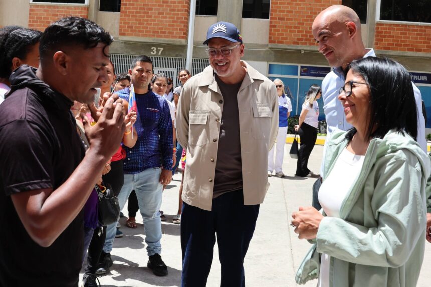 Estado venezolano garantiza construcción de viviendas dignas