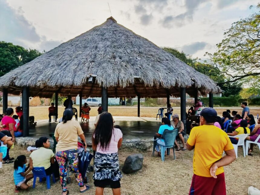 Comunidad Kariña Camurica actualiza vocería de su Consejo Comunal en el estado Bolívar