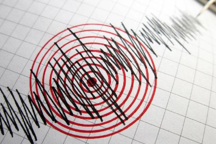 Sismo de magnitud 6.9 se registra en Indonesia cerca de la ciudad de Pematangsiantar