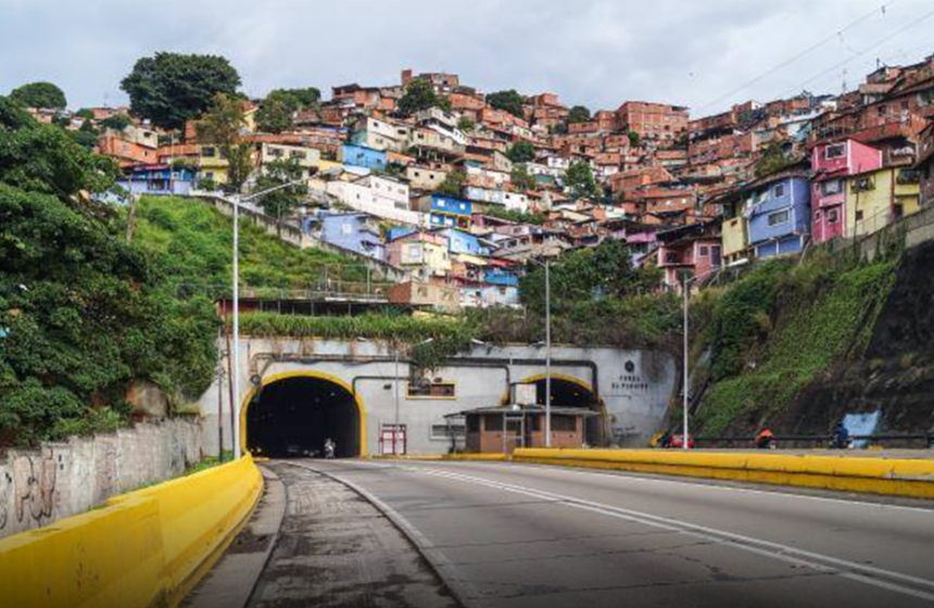 Anuncian cierre nocturno del Túnel La Planicie II por labores de mantenimiento