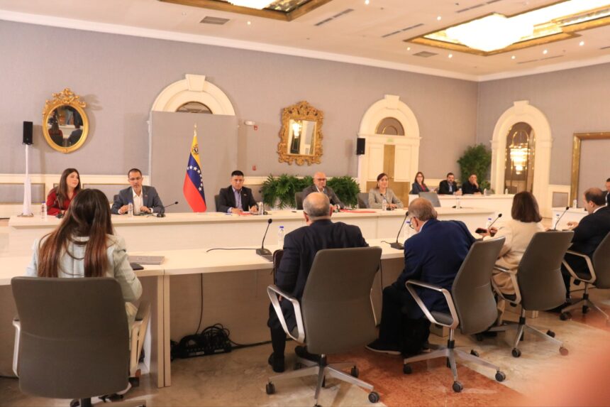 Delegaciones del Gobierno Nacional y de la Asamblea 2015 reanudaron este jueves las jornadas de diálogo político inclusivo y efectivo.