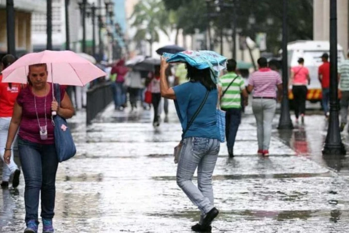 Autoridades estiman lluvias de intensidad variable en gran parte del país