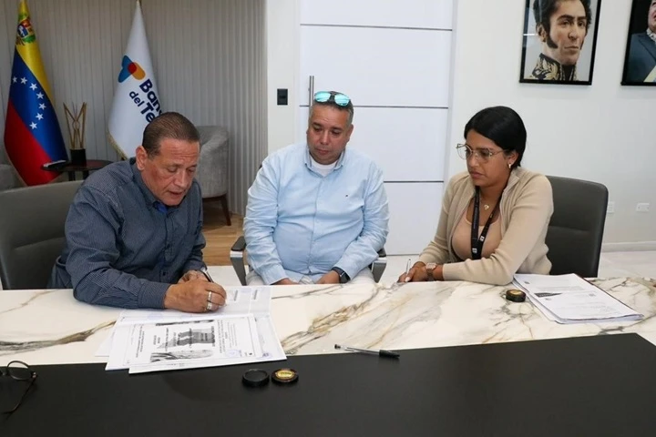 Banco del Tesoro impulsa plan «Venezuela Renace» con créditos para familias afectadas por los sismos