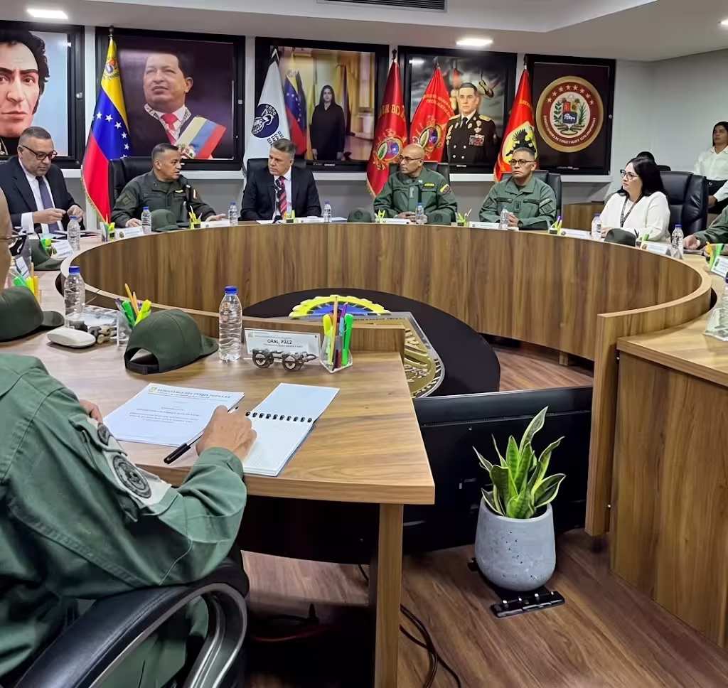 Contraloría militar y del Estado estrechan alianza fiscal