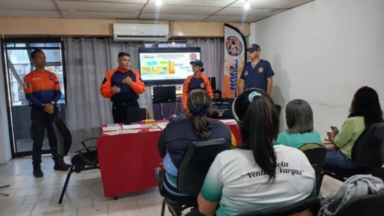 Docentes de Monagas se capacitan en gestión de riesgo y autoprotección ante sismos