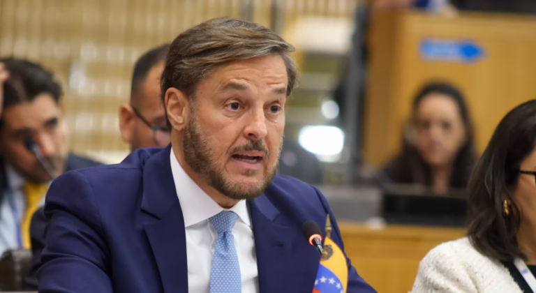 Félix Plasencia liderará la recuperación del oro en el Reino Unido