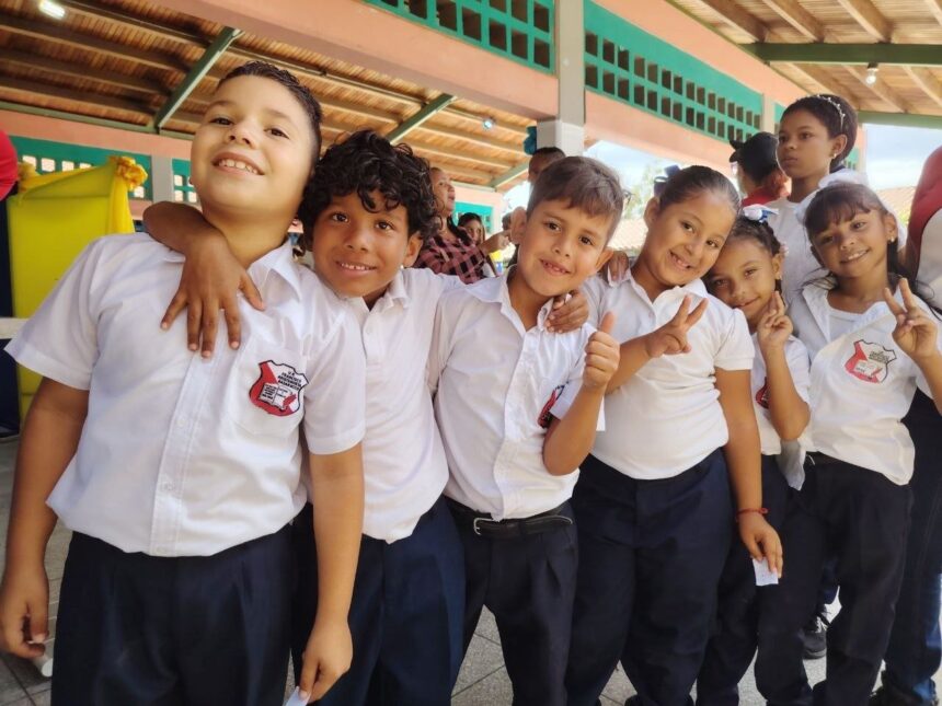 Año escolar 2026-2027 comienza este lunes en todo el país