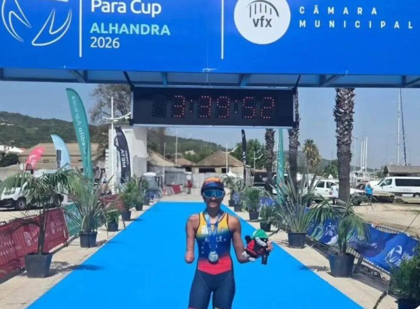 Emma Rodríguez se consagró campeona en la Copa del Mundo de Paratriatlón de Portugal
