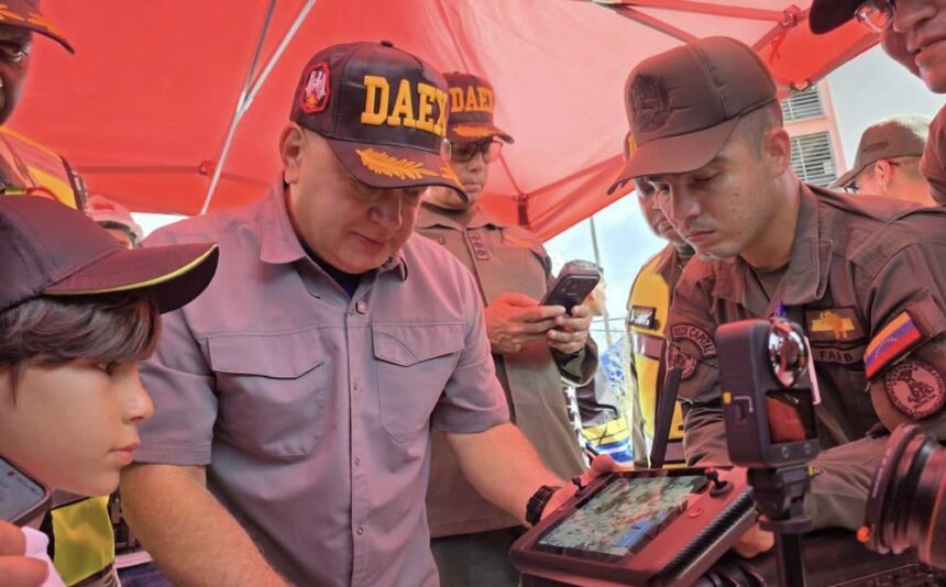 Vicepresidente Diosdado Cabello supervisa demolición controlada simúltanea de dos edificios en La Guaira
