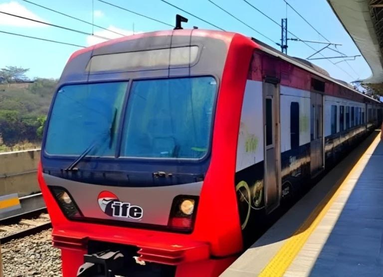 Sistema Ferroviario reanuda sus operaciones comerciales con total normalidad