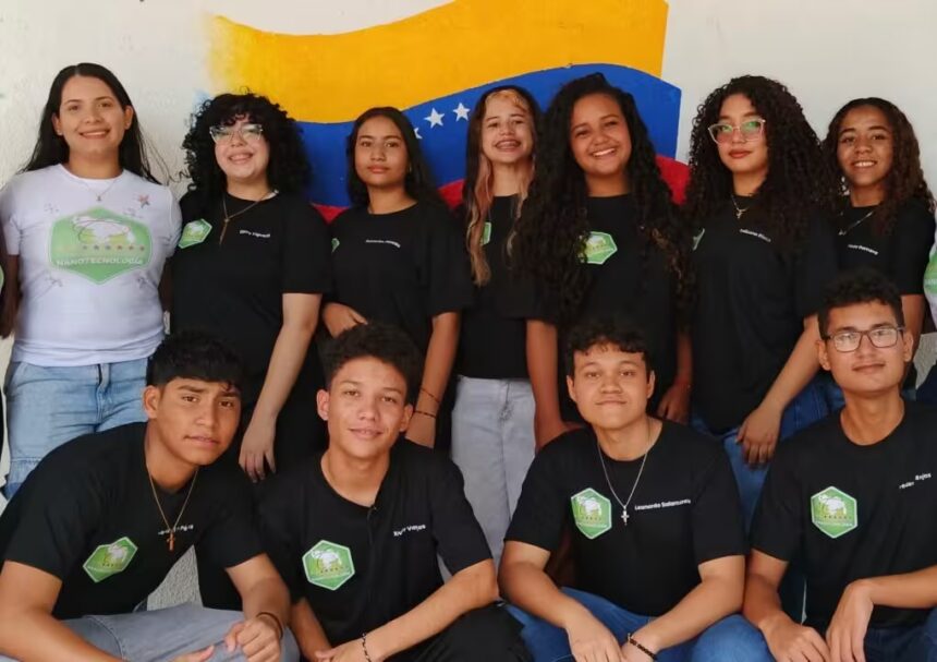 Jóvenes de Sucre avanzan a la Fase Nacional de las Olimpiadas de Nanotecnología