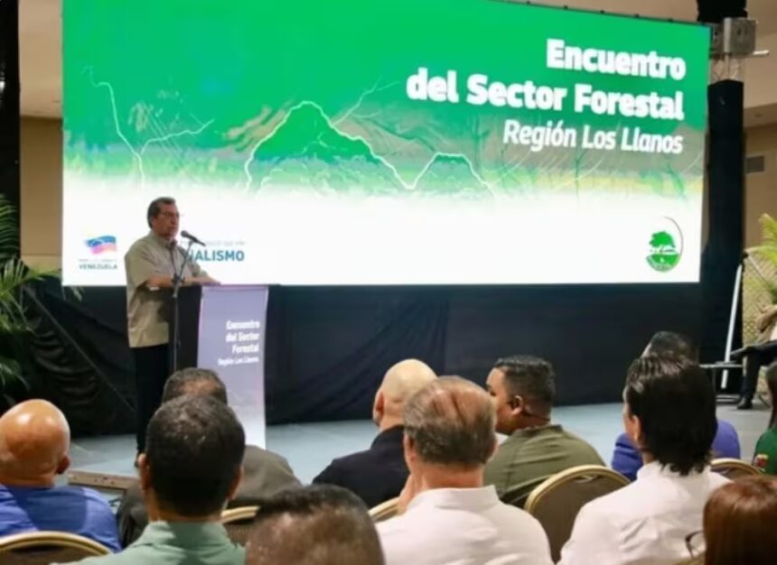 Autoridades y sector privado analizan la gestión de productos forestales en Los Llanos