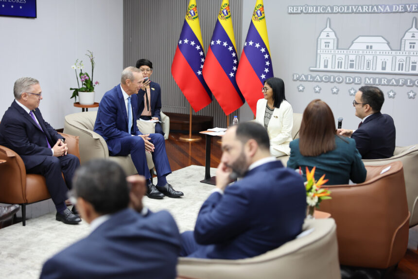 Presidenta Delcy Rodríguez encabeza reunión estratégica con ejecutivos de Chevron