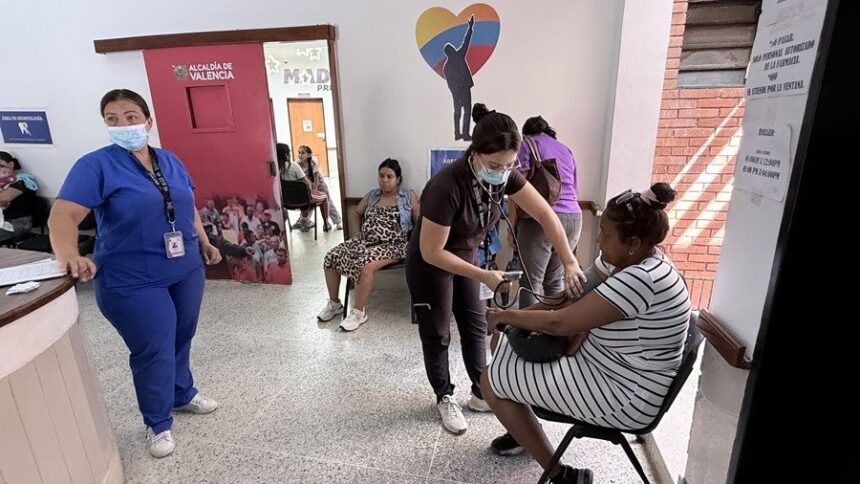 Jornada Médico Integral llevada a cabo en Valencia para brindar atención gratuita y de calidad a las comunidades.