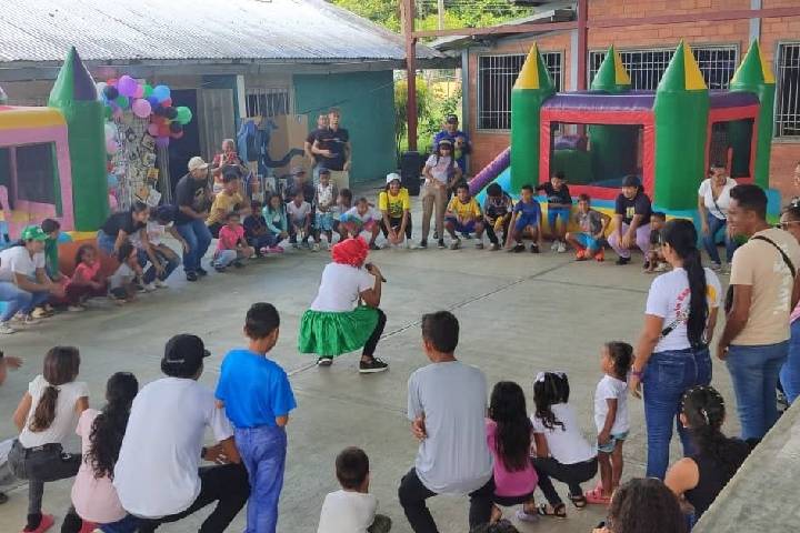 Jornada regalando Sonrisas llenó de cultura y recreación a los niños de Pedro Gual