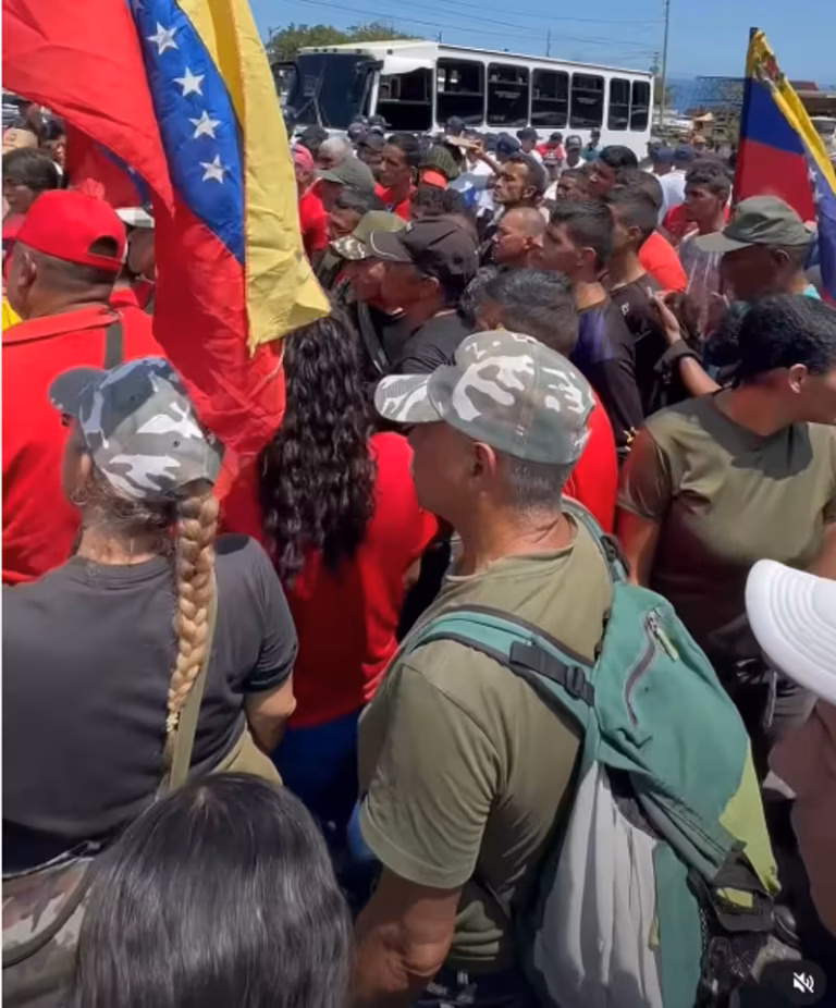 Habitantes del estado La Guaira marcharon en apoyo a la delegación venezolana en la ONU