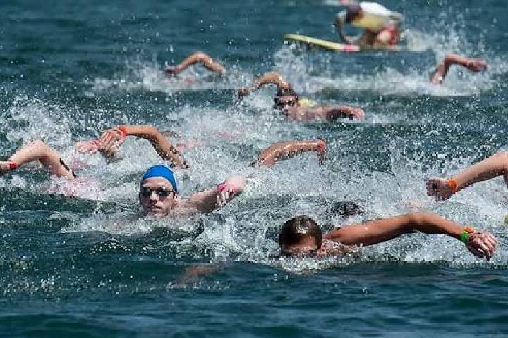 Playa San Luis acoge el XIX Campeonato de Aguas Abiertas en Cumaná