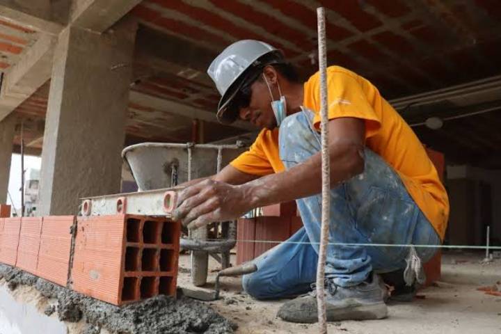 Coordinan acciones para acelerar construcción de viviendas en Anzoátegui