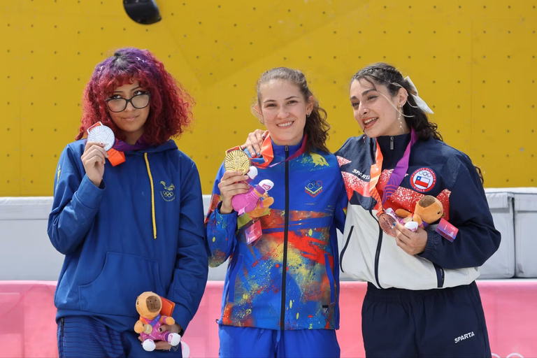 Sabrina Baumgartner cumplió en escalada