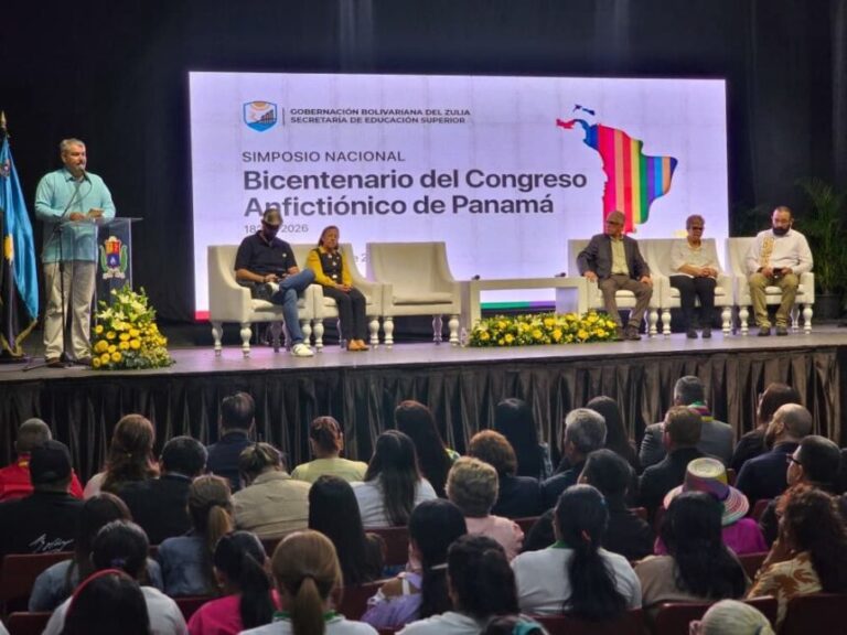 Celebran con éxito el Simposio Bicentenario del Congreso Anfictiónico en Maracaibo, un espacio académico para el debate histórico y cultural.