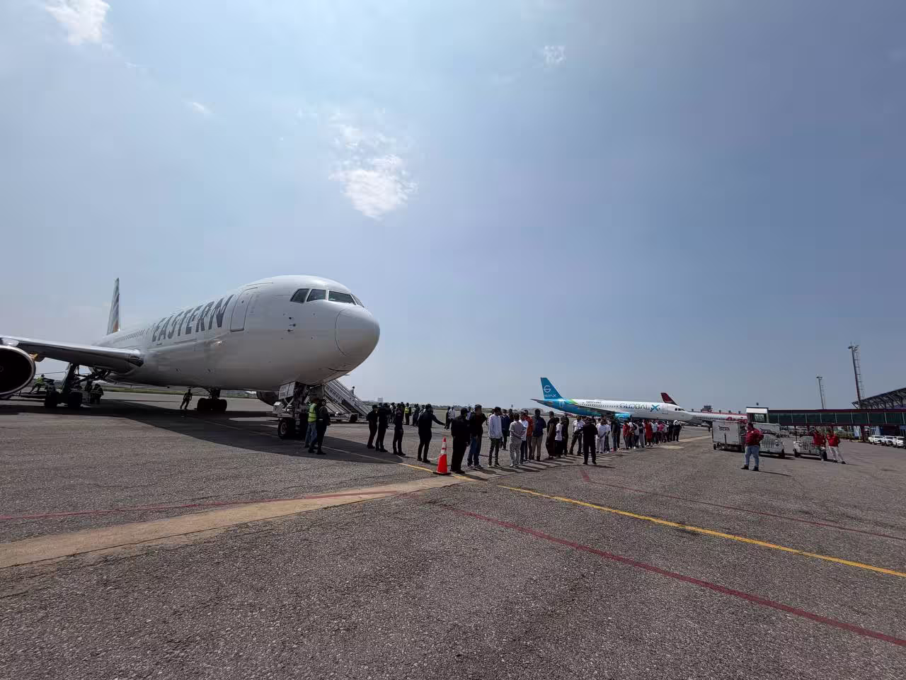 Más de 350 venezolanos regresan al país en dos nuevos vuelos de Misión Vuelta a la Patria