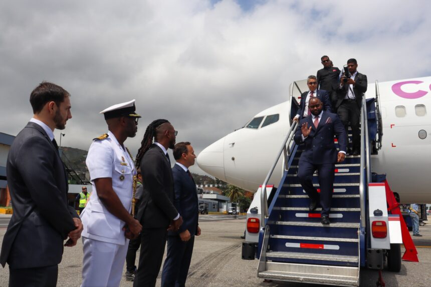 Arriba a Venezuela el ministro de Relaciones Exteriores de Trinidad y Tobago Sean Sobers