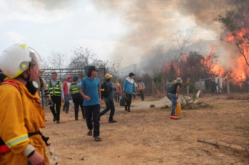 Colombia enfrenta 19 incendios forestales activos en nueve departamentos