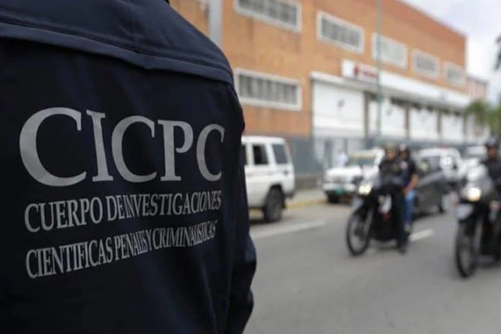 Detienen a mujer por falsificaciones de certificados médicos viales en Caracas