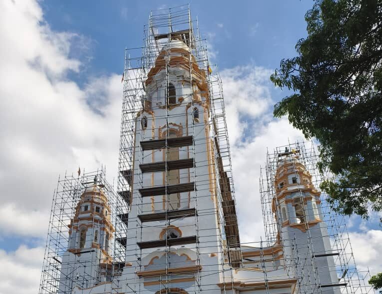 Trabajos de restauración y rehabilitación en la fachada e interior del Panteón Nacional en Caracas.