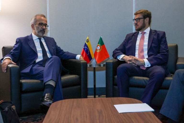 Encuentro diplomático entre los cancilleres de Venezuela y Portugal para afianzar la cooperación bilateral en la ONU.