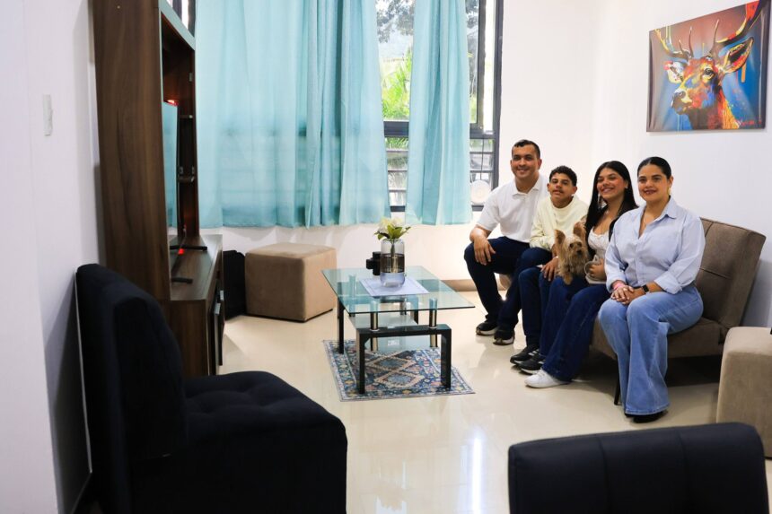 Presidenta Delcy Rodríguez entregó 151 nuevas viviendas para un total de 528 post-terremotos