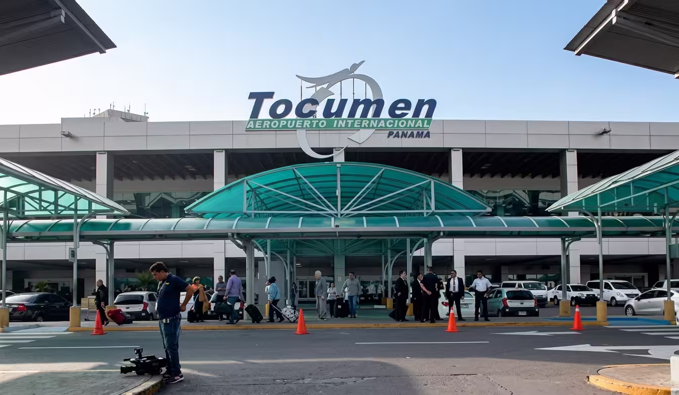 Aeropuerto Internacional de Tocumen reanuda servicios tras terremoto en Panamá