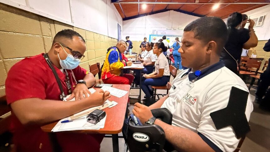 La Alcaldía de Valencia atendió a 1.046 funcionarios y estudiantes de la Policía Municipal en una jornada médica de salud integral.