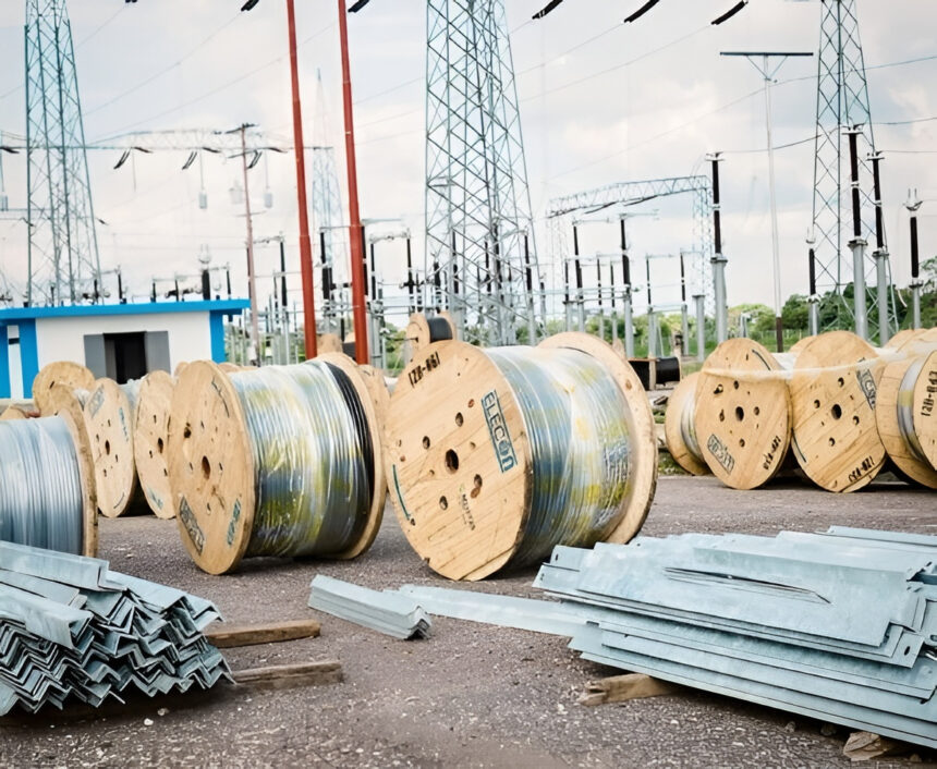 Avanzan los trabajos de construcción y adecuación en la Subestación Portuguesa para optimizar el servicio eléctrico y beneficiar a la región.