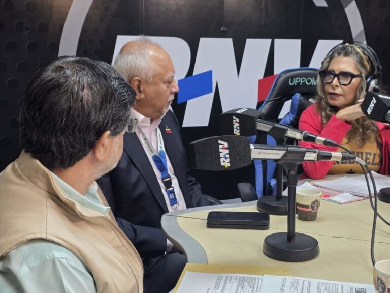 El Ejecutivo y Cavilac consolidan una alianza estratégica para impulsar la soberanía alimentaria y la innovación tecnológica en el sector lácteo.